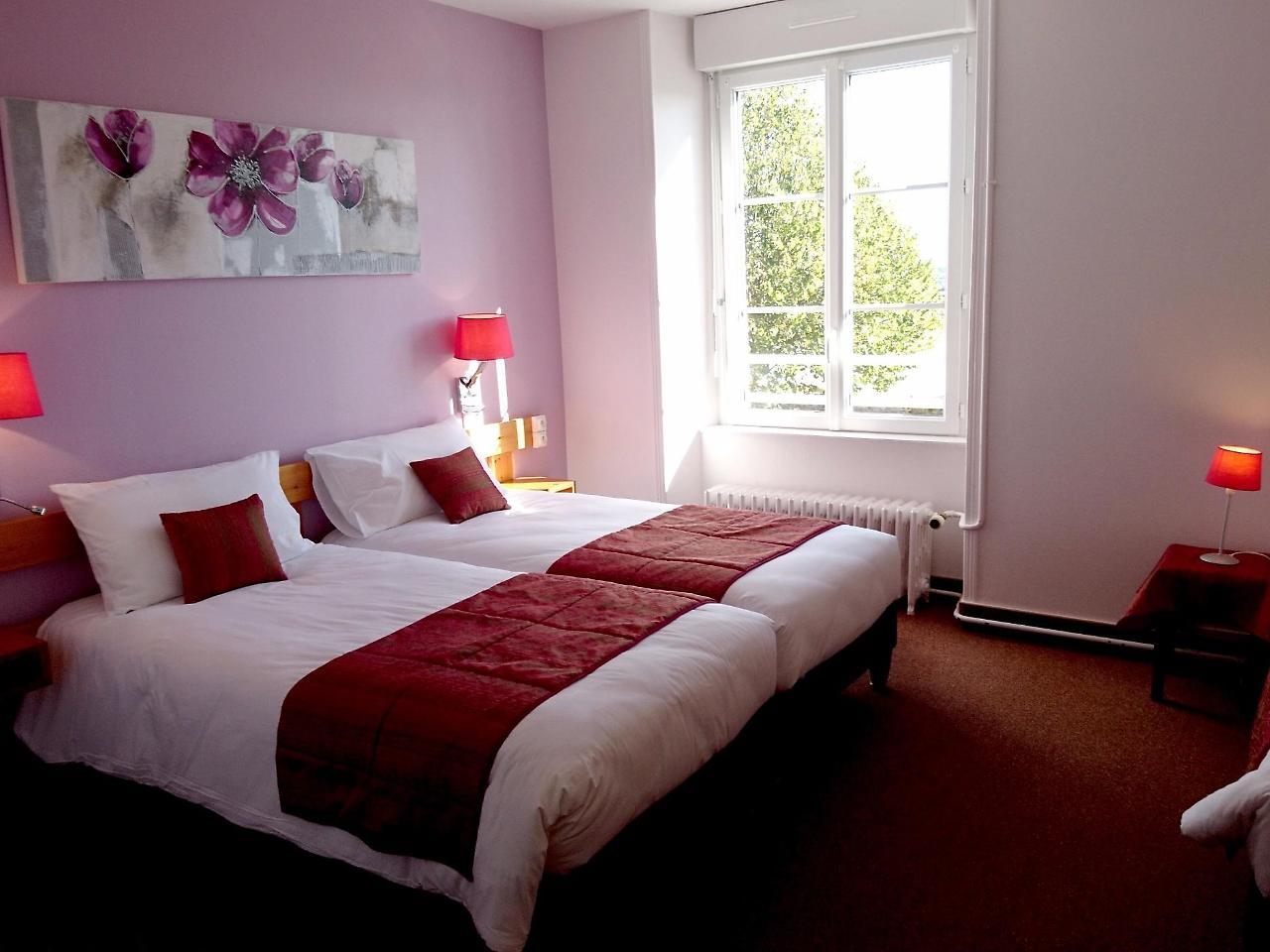 Le 120 - Groupe Logis Hotels - Ex Auberge La Terrasse La Chataigneraie  Luaran gambar