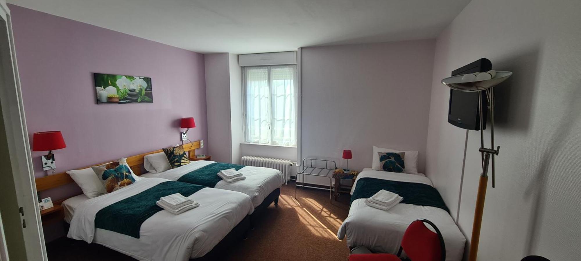 Le 120 - Groupe Logis Hotels - Ex Auberge La Terrasse La Chataigneraie  Luaran gambar