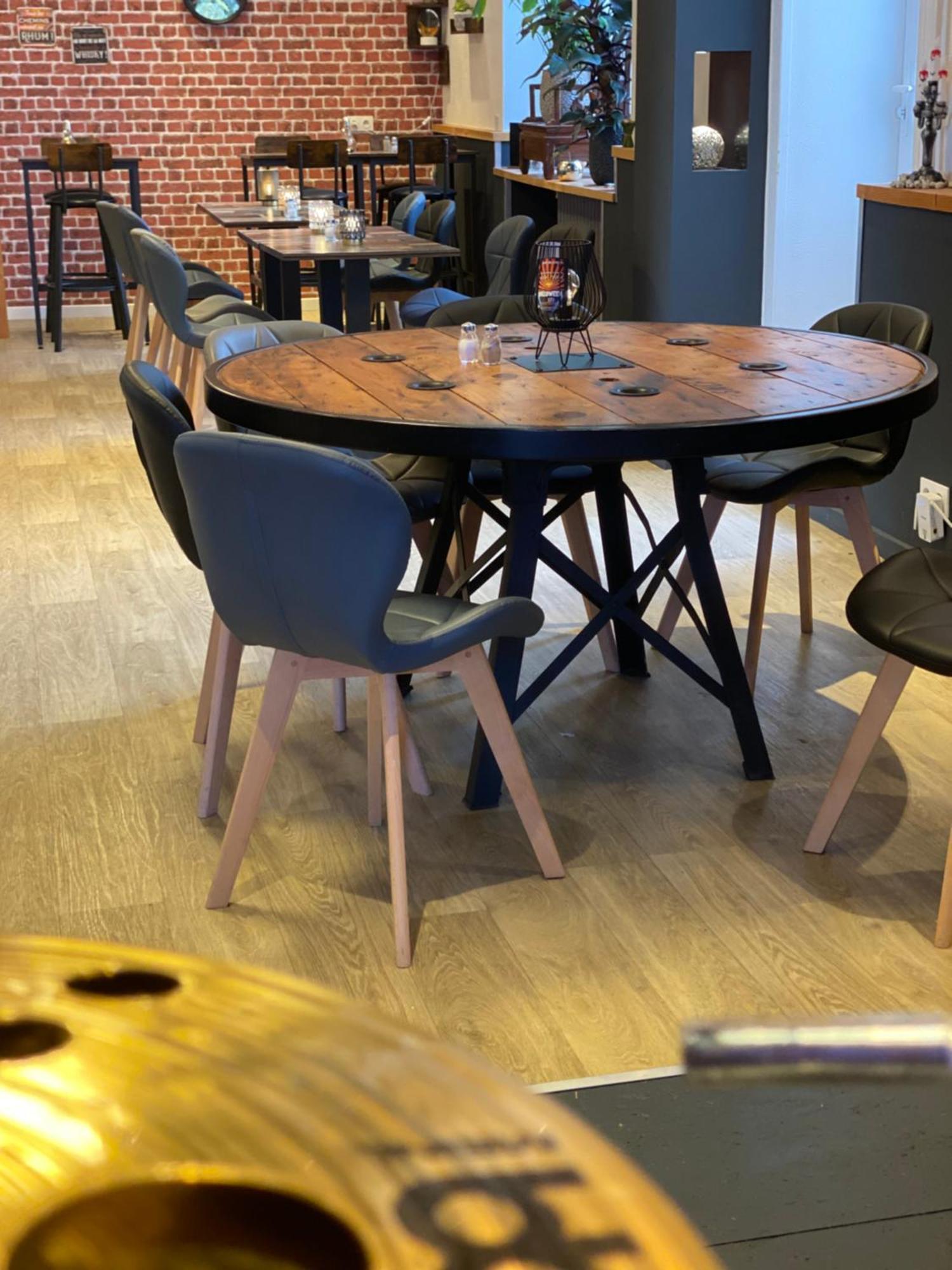 Le 120 - Groupe Logis Hotels - Ex Auberge La Terrasse La Chataigneraie  Luaran gambar